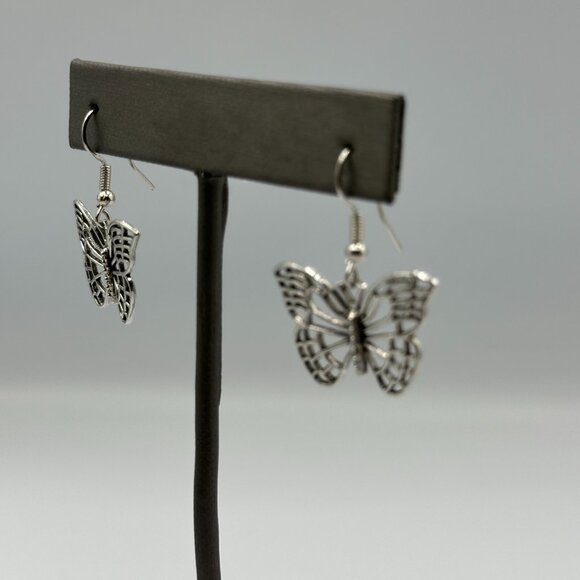 Butterfly Dangle Earrings Silver Tone Pierced Open Cutout Wings Insect Jewelry - Picture 4 of 9